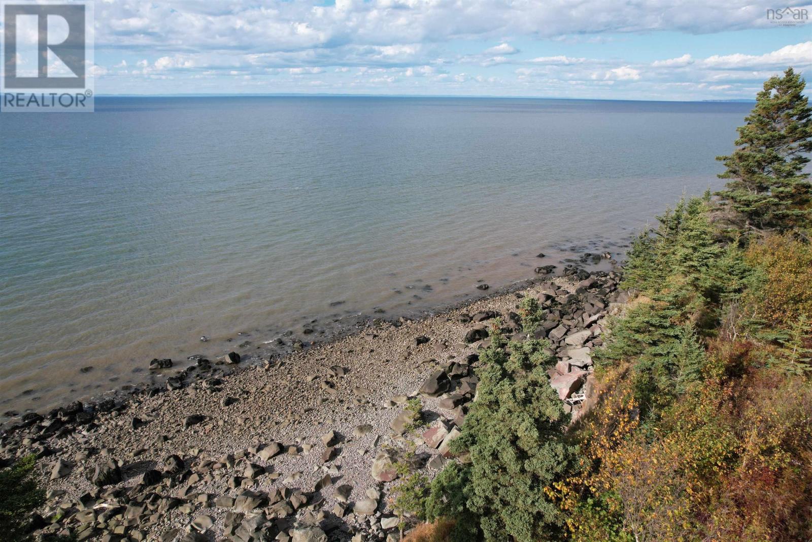 Property 4 of 10 of Lot 11A Shore Road E