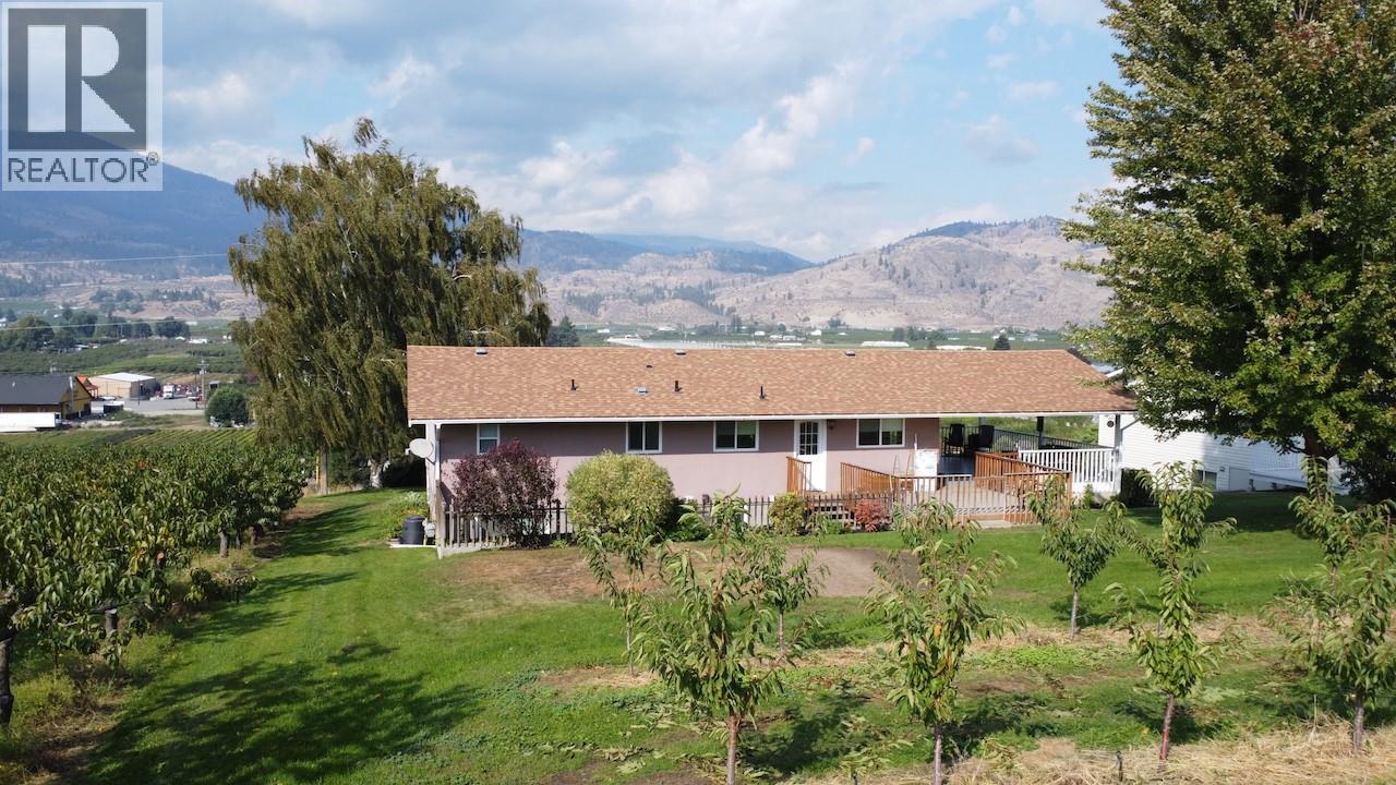 5549 Snowbrush Street, Oliver