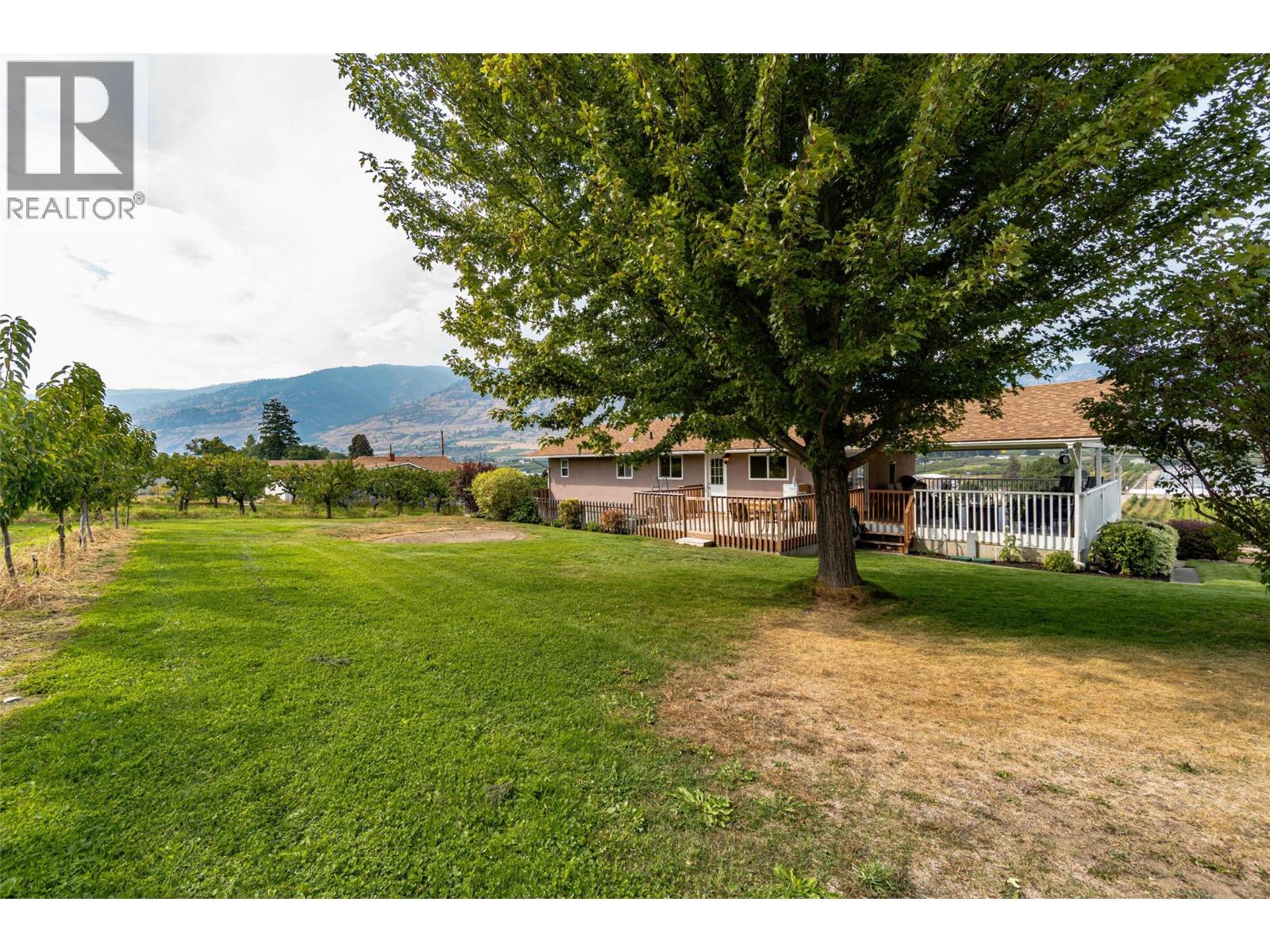 5549 Snowbrush Street, Oliver