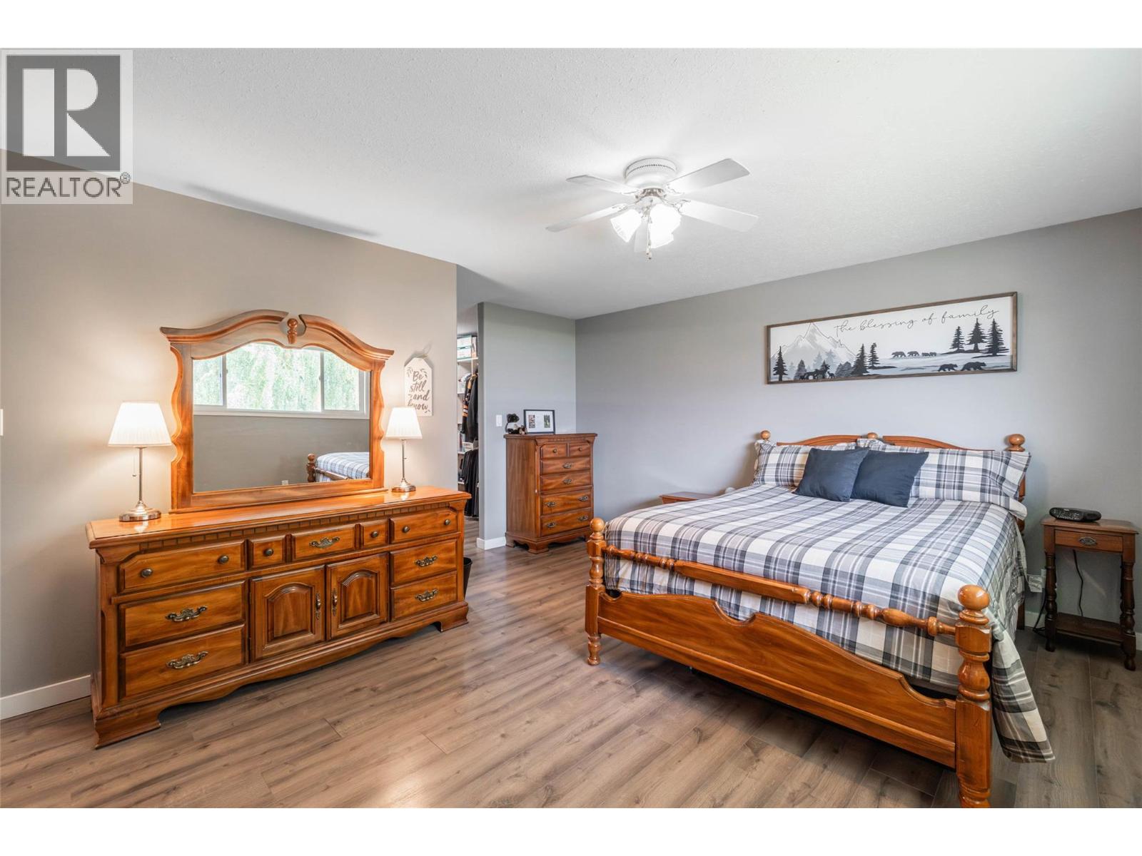 5549 Snowbrush Street, Oliver