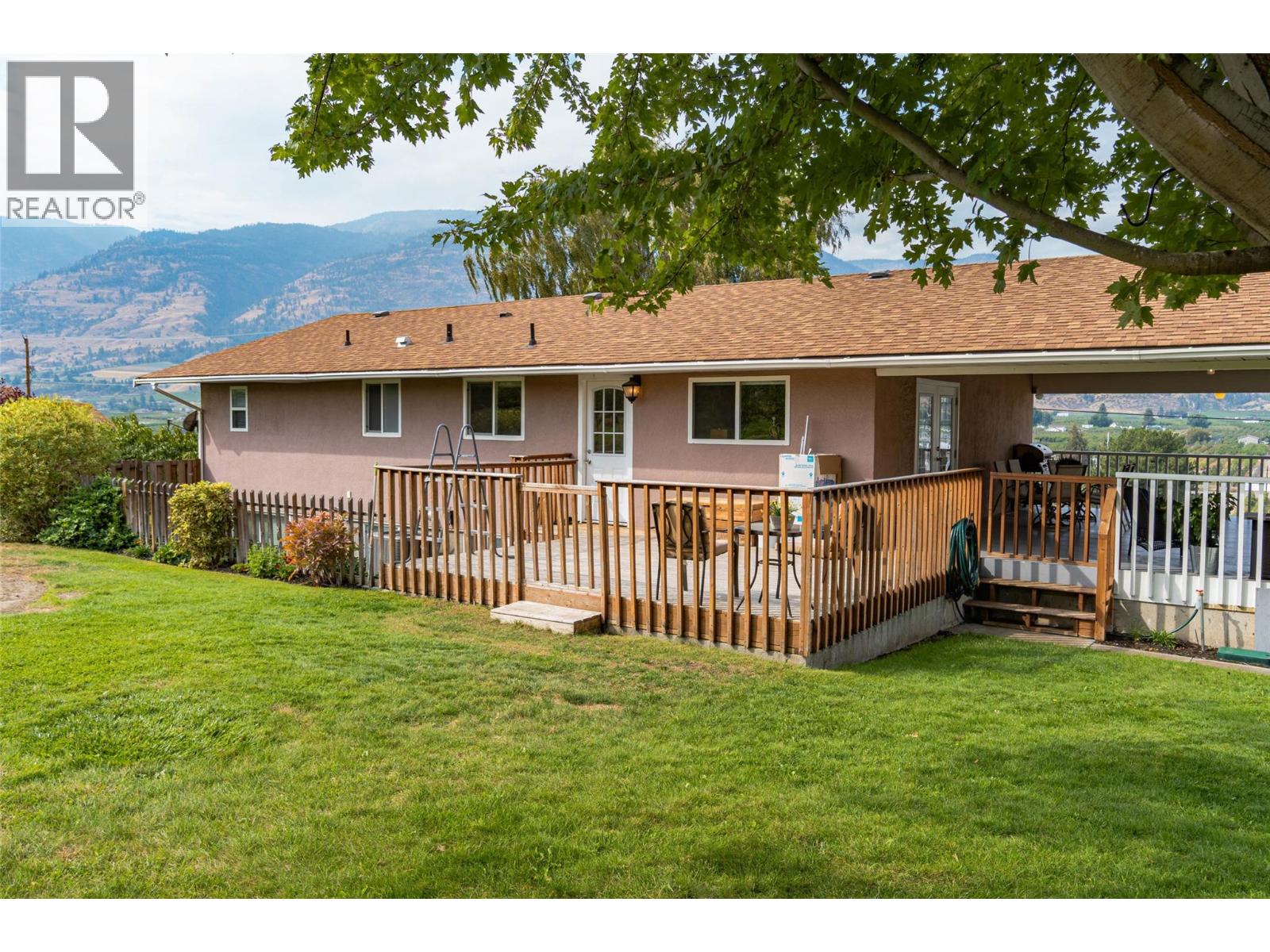 5549 Snowbrush Street, Oliver