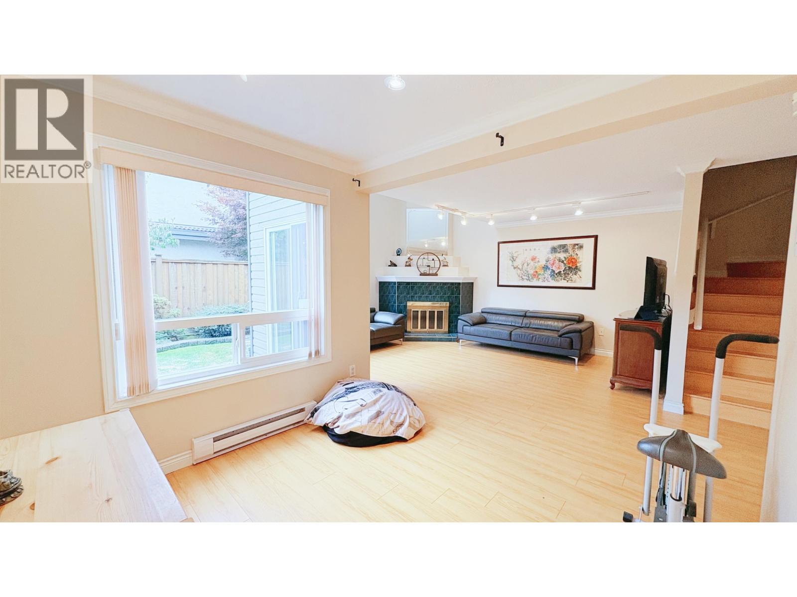 11 8631 NO.3 ROAD - Photo 3 of 24, Richmond, British Columbia