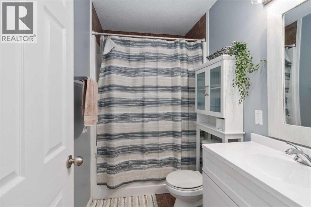 166 Erindale Road, Fort McMurray