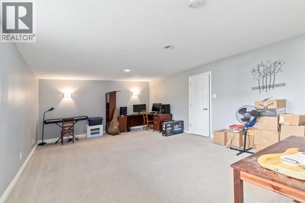 166 Erindale Road, Fort McMurray