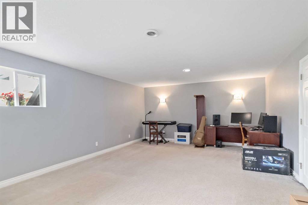 166 Erindale Road, Fort McMurray