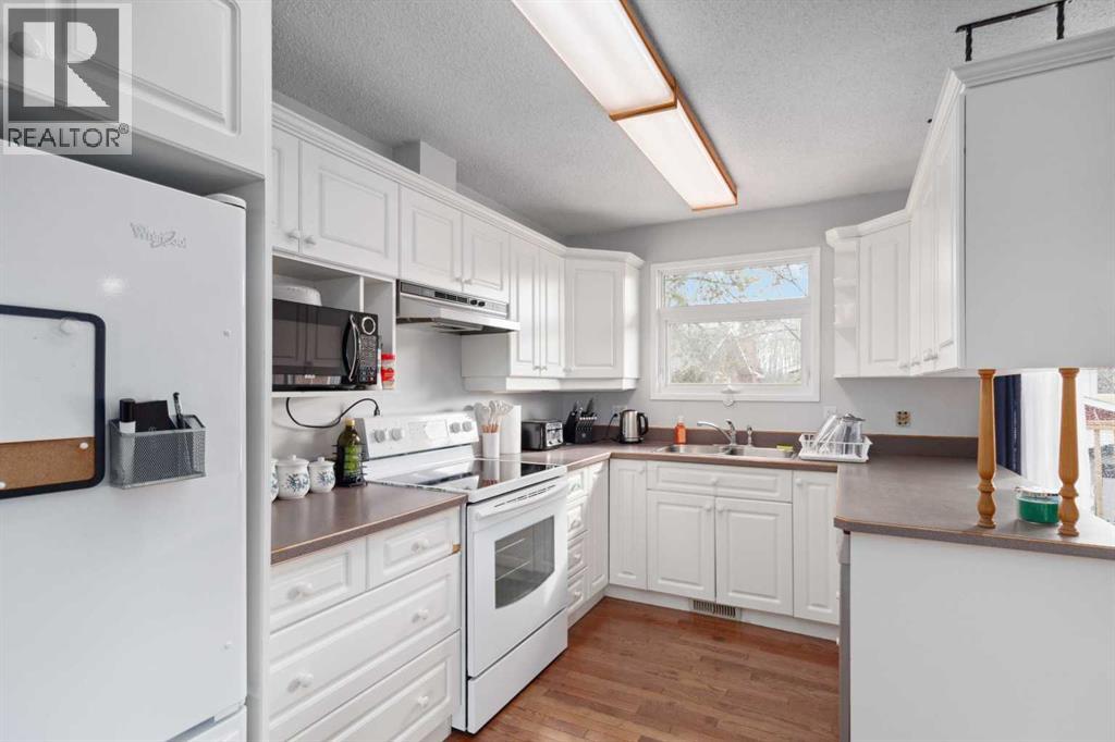 166 Erindale Road, Fort McMurray