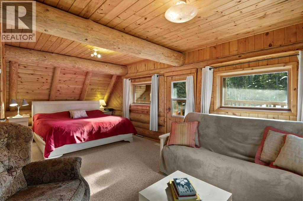 64 Breezewood Bay, Bragg Creek