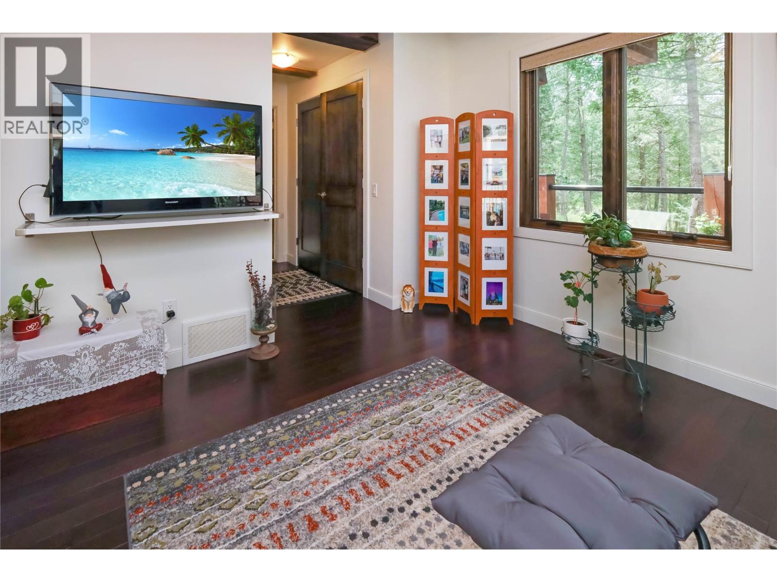 2462 Castlestone Drive, Invermere