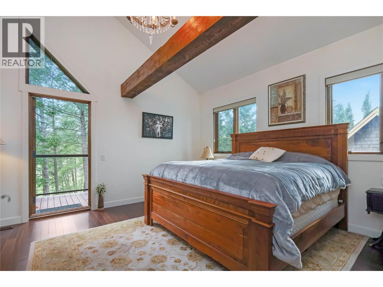 2462 Castlestone Drive, Invermere