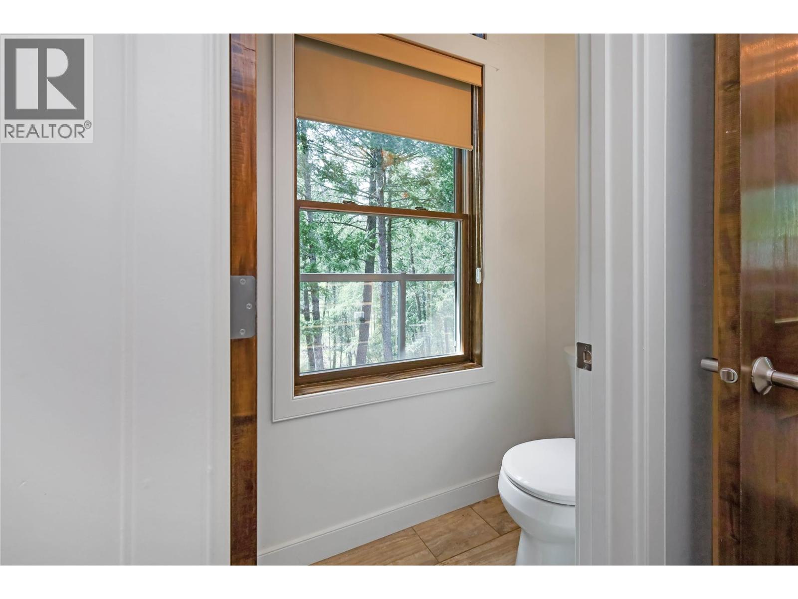 2462 Castlestone Drive, Invermere