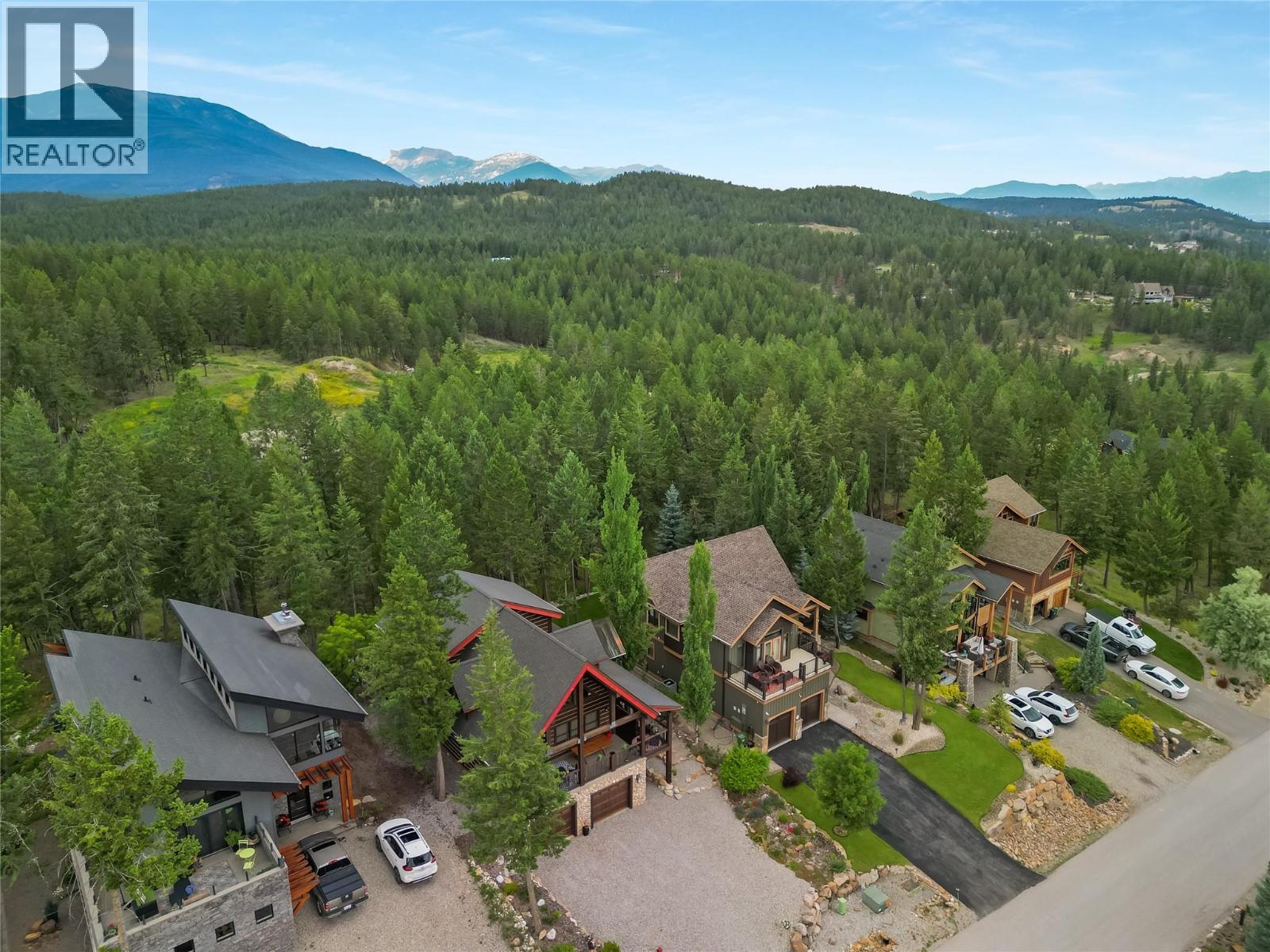 2462 Castlestone Drive, Invermere