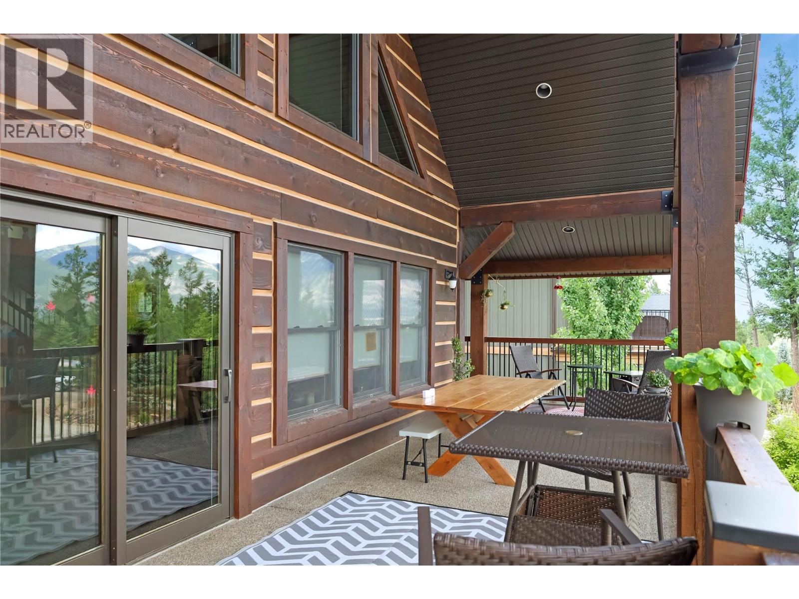 2462 Castlestone Drive, Invermere