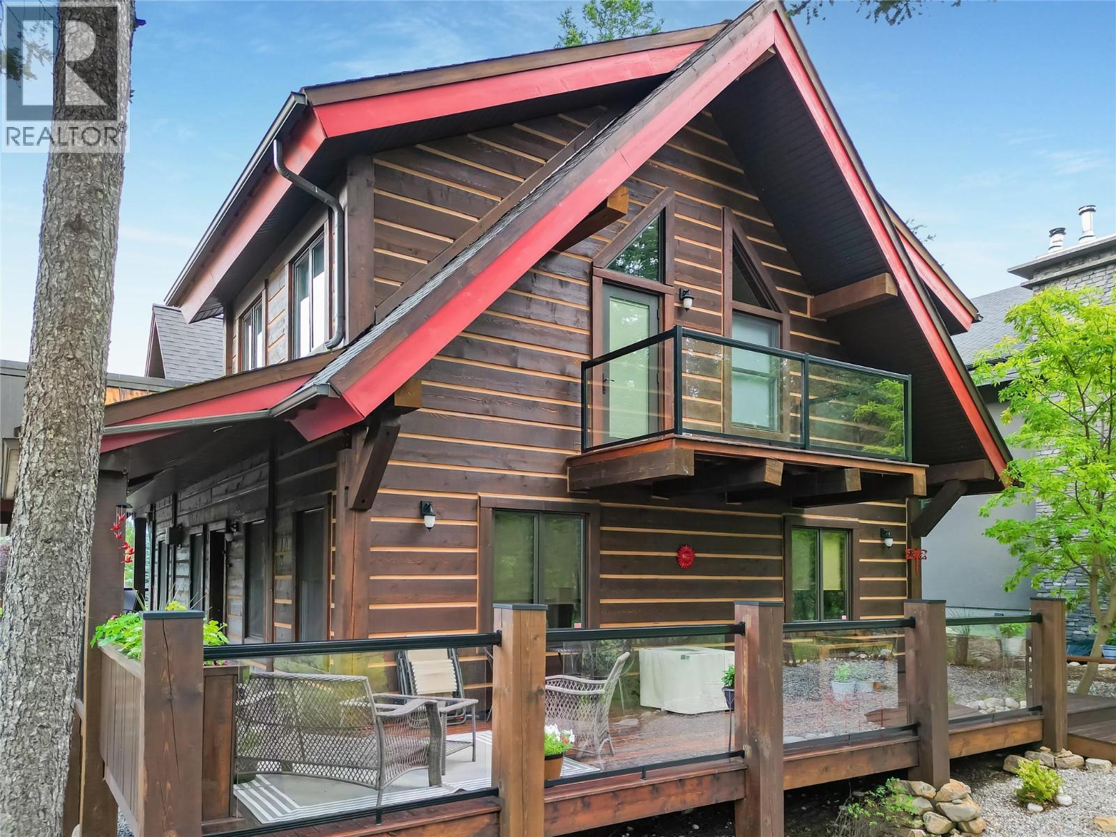 2462 Castlestone Drive, Invermere