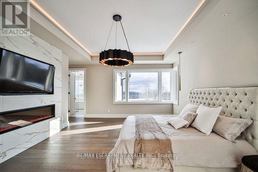 2284 SIDEROAD 1 - 21
