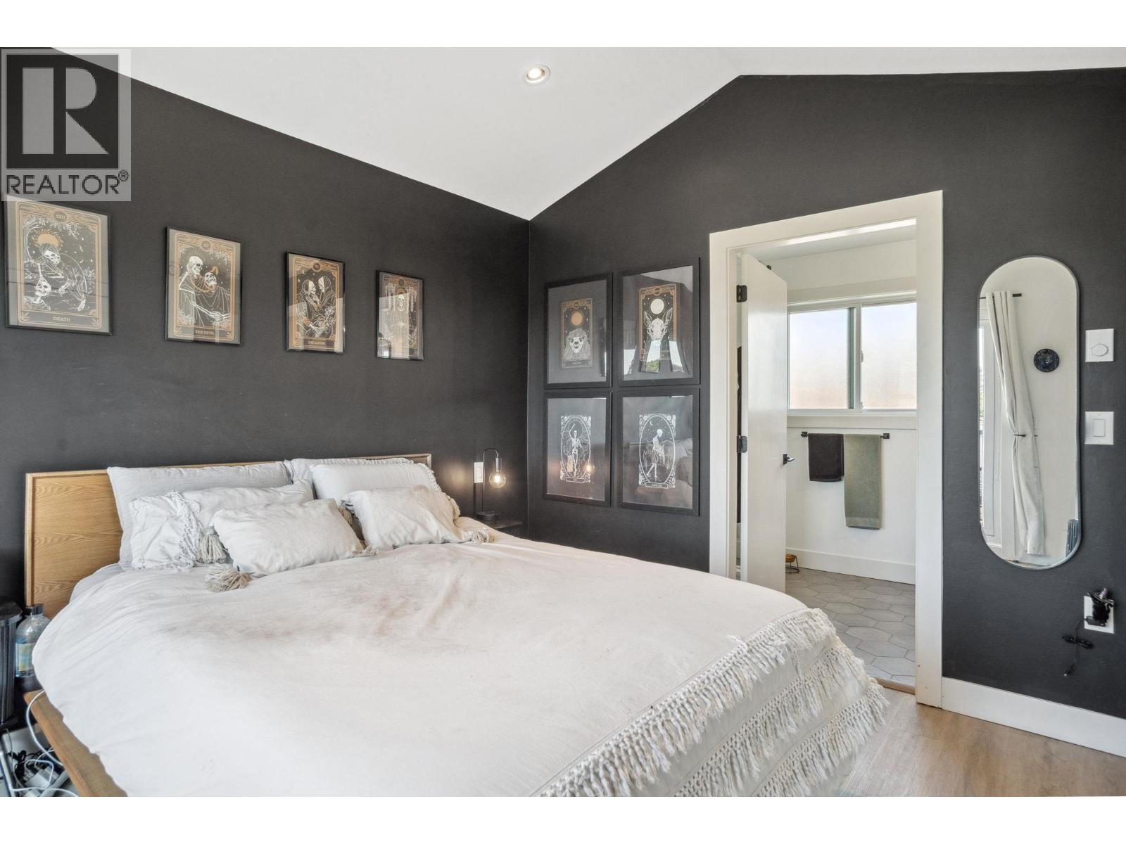 5018 NANAIMO STREET, Vancouver