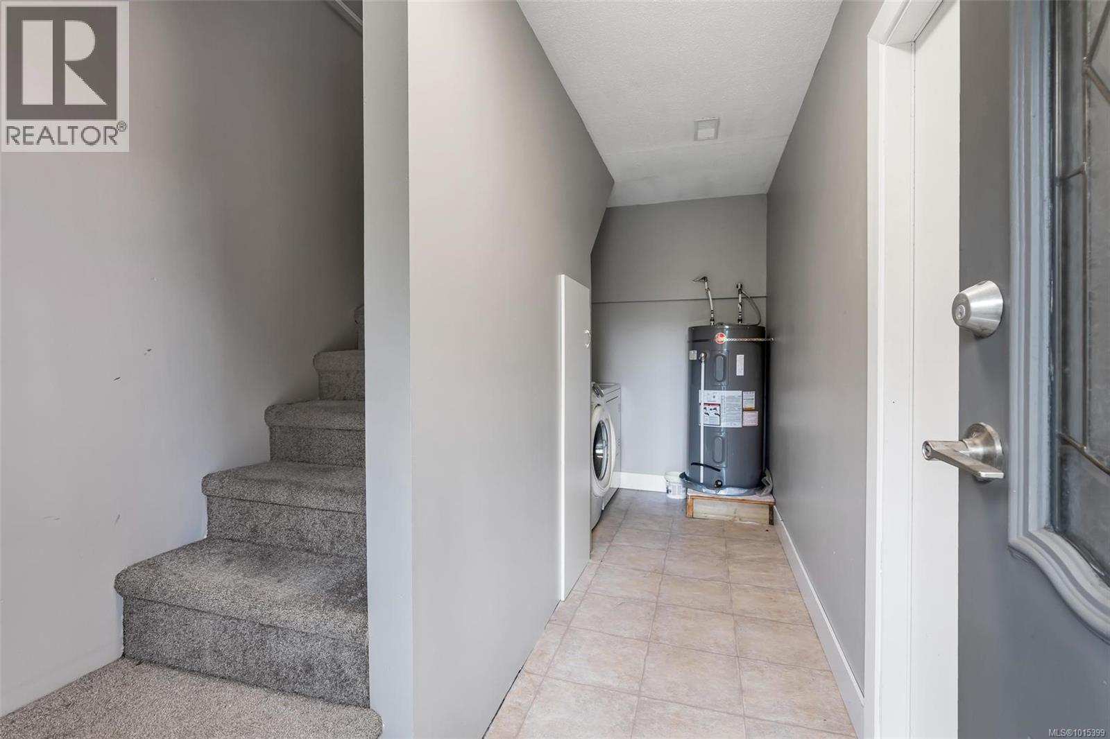 38 Cowichan Ave, Lake Cowichan