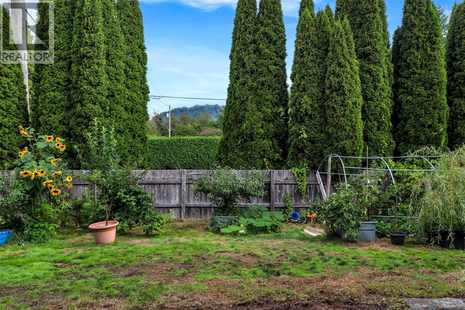 38 Cowichan Ave, Lake Cowichan