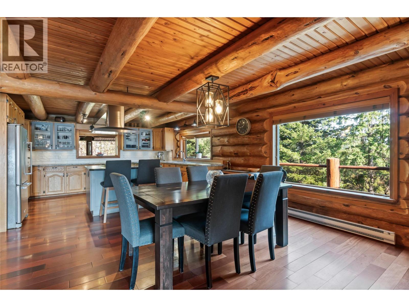 4878 Leopold Road, Celista