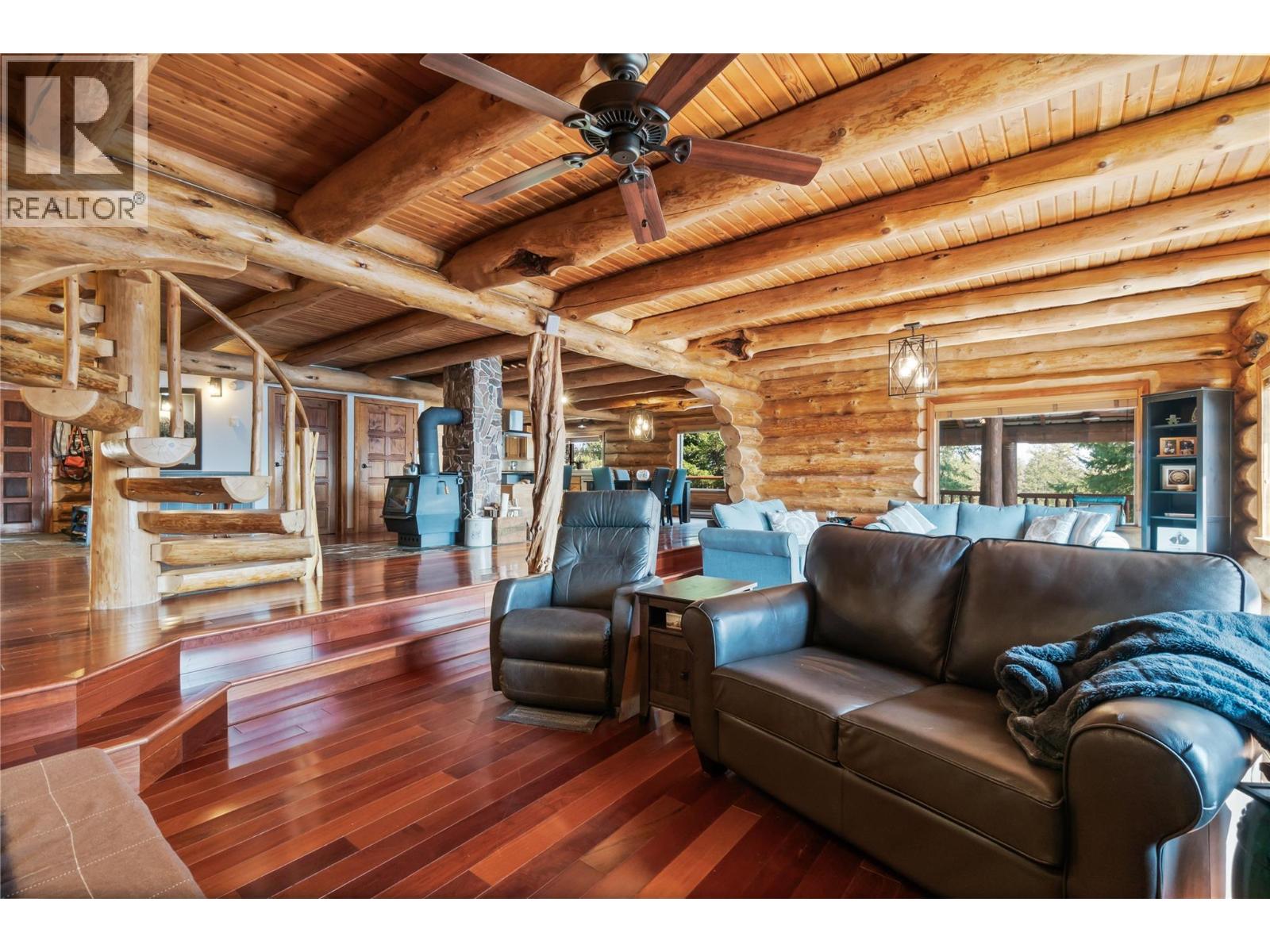 4878 Leopold Road, Celista