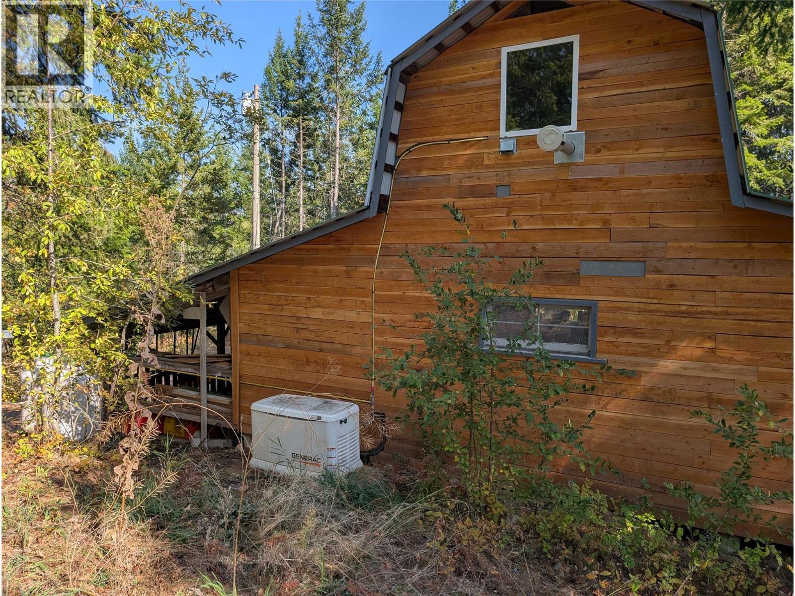 4878 Leopold Road, Celista