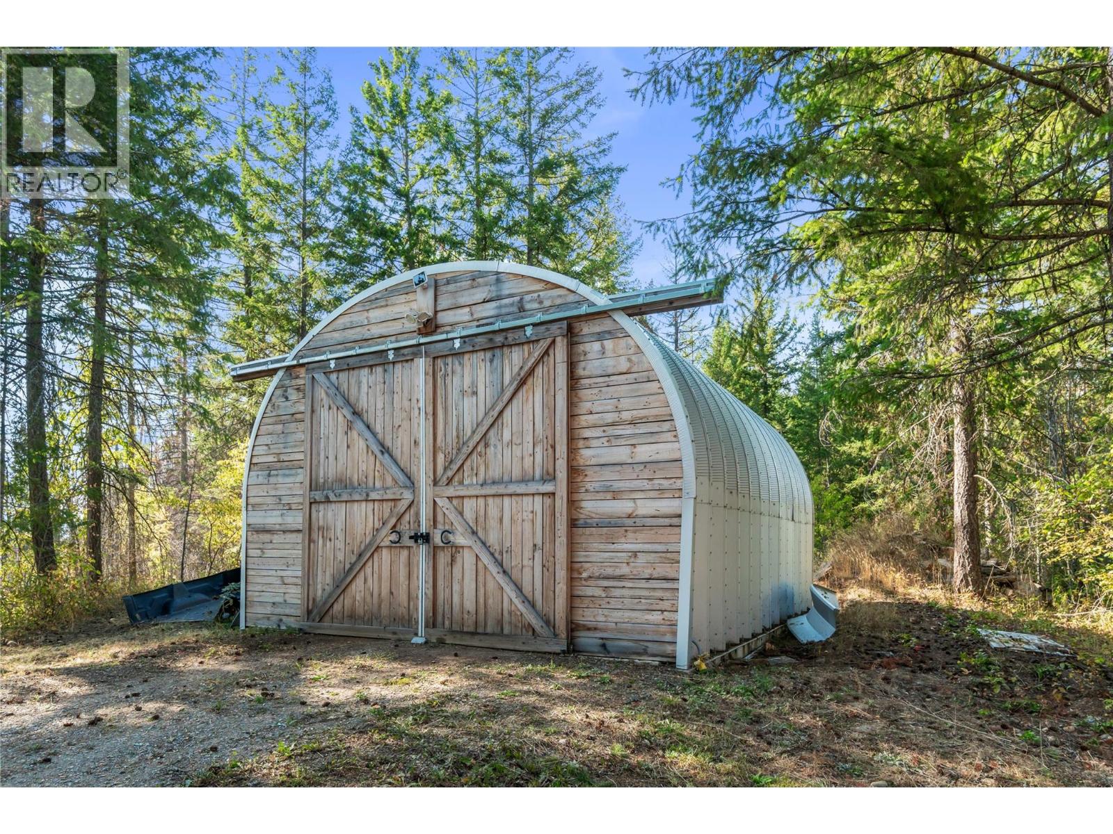 4878 Leopold Road, Celista