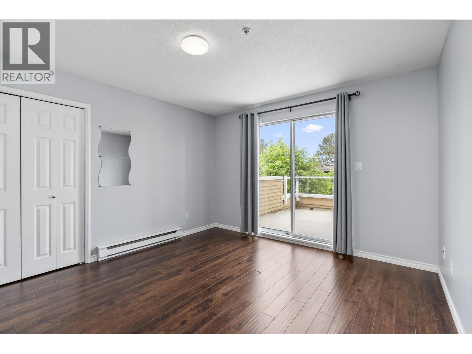 1116 O'FLAHERTY GATE, Port Coquitlam