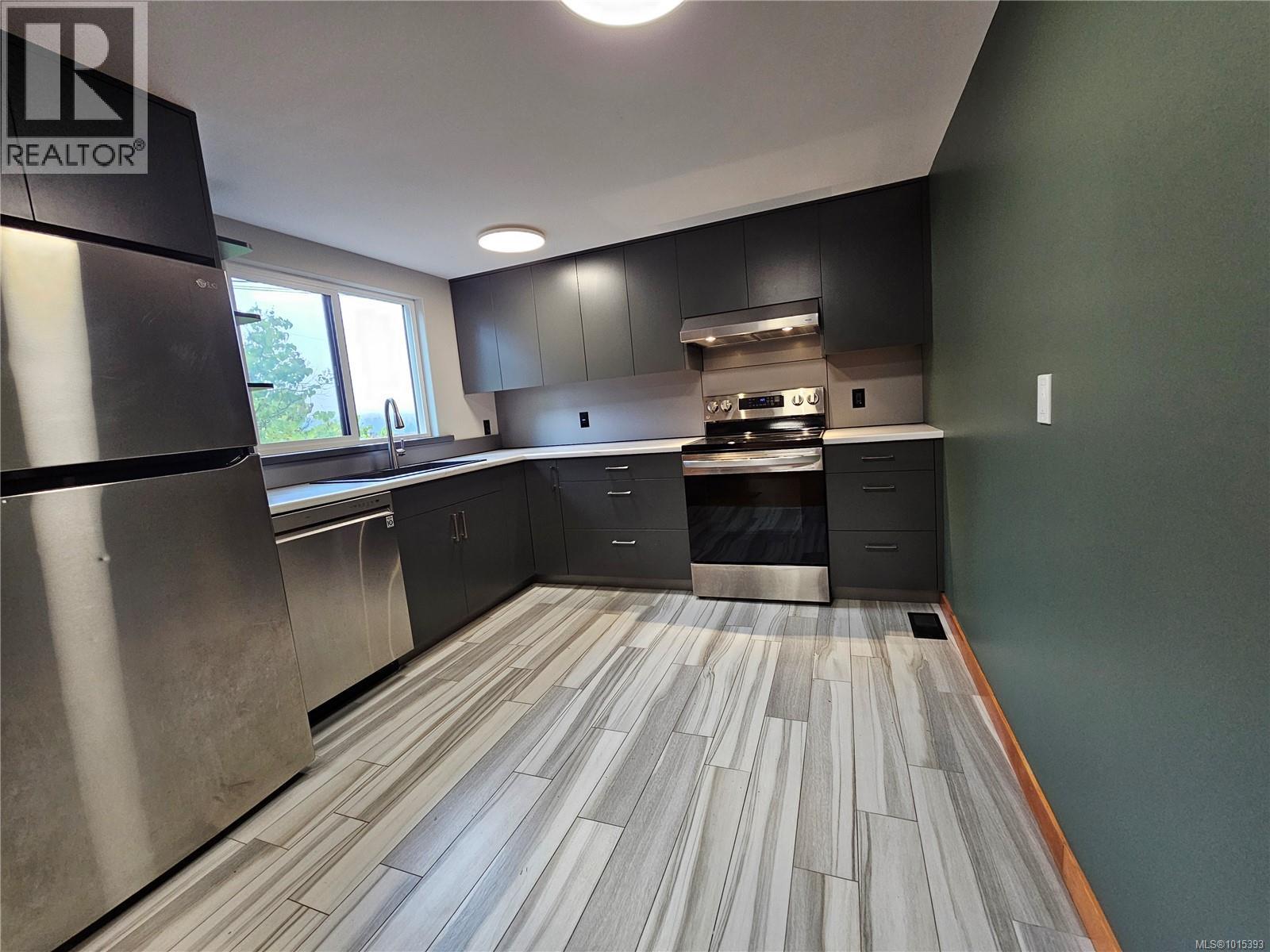  227 Stormont Road, View Royal