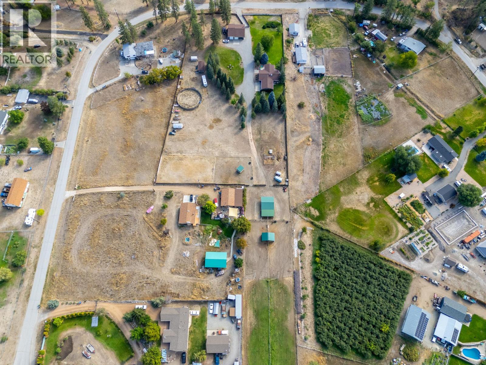  602 Johnson Crescent, Oliver