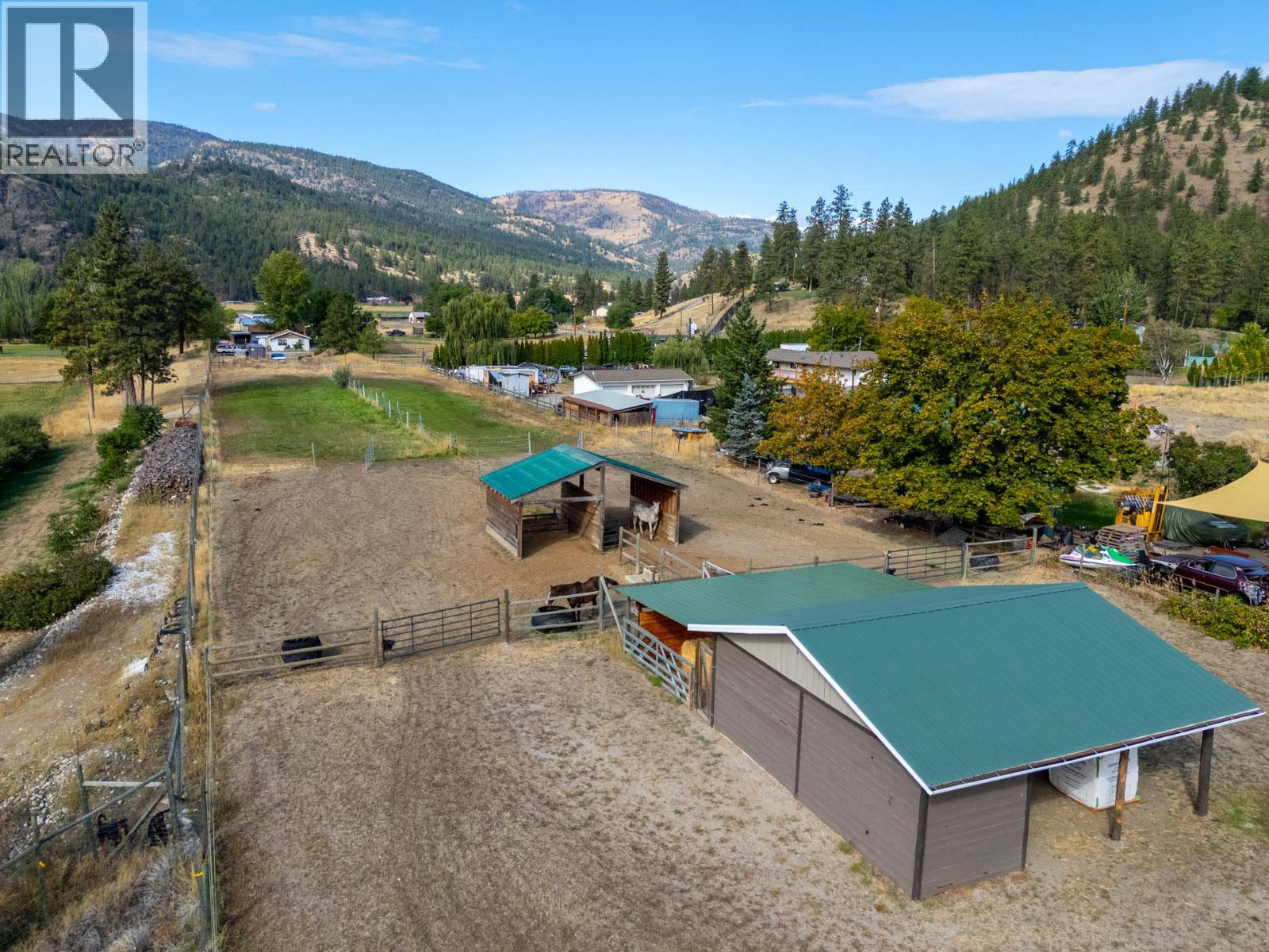  602 Johnson Crescent, Oliver