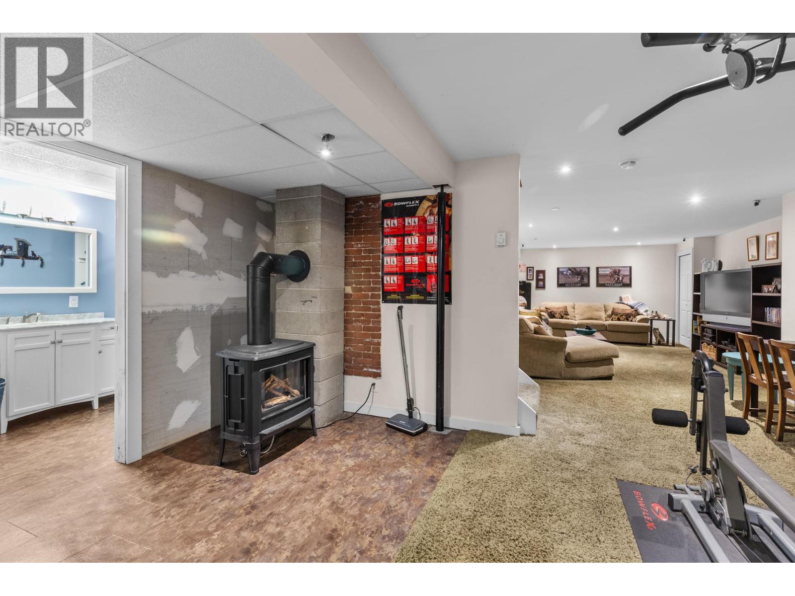  602 Johnson Crescent, Oliver