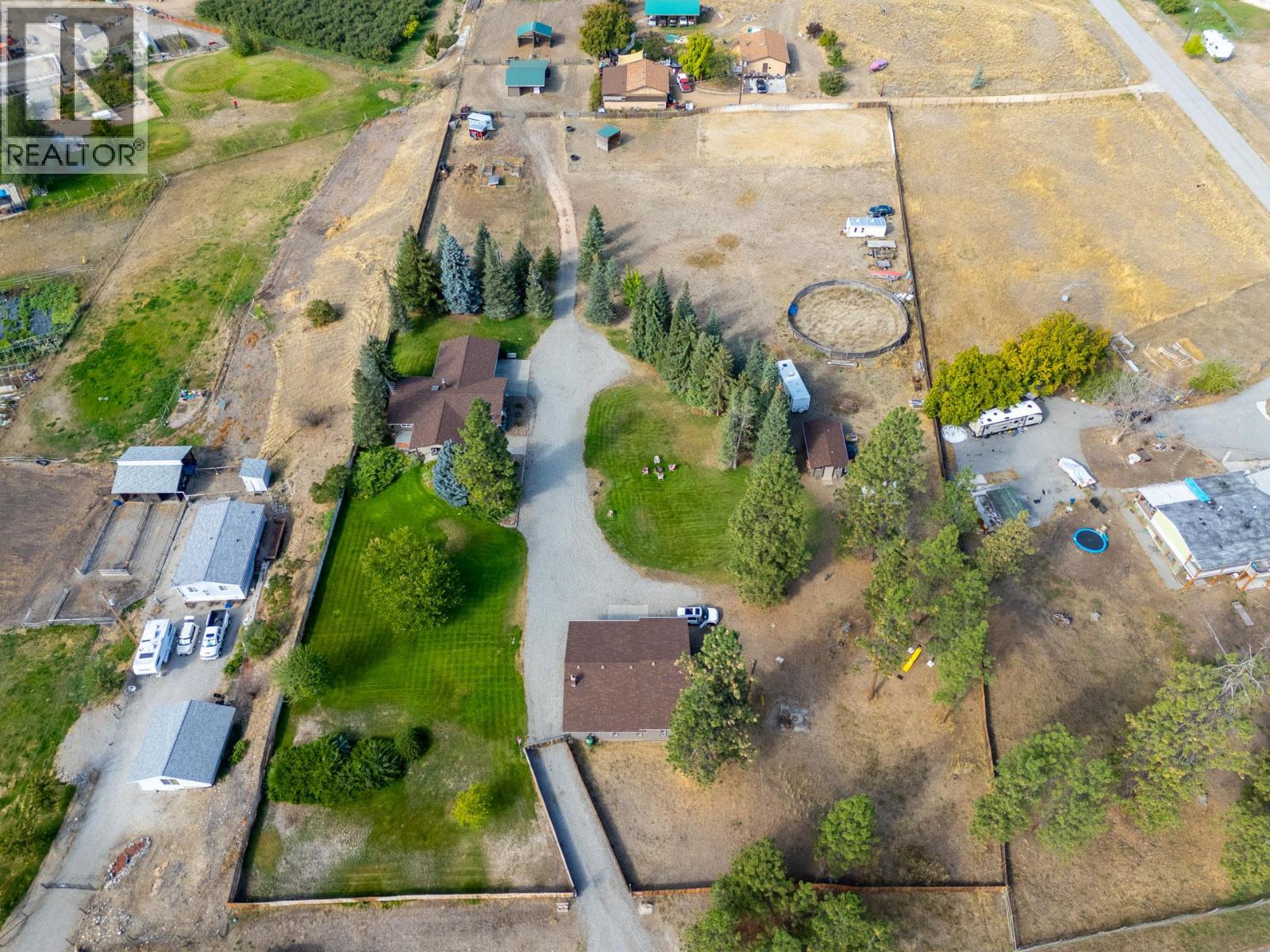  602 Johnson Crescent, Oliver