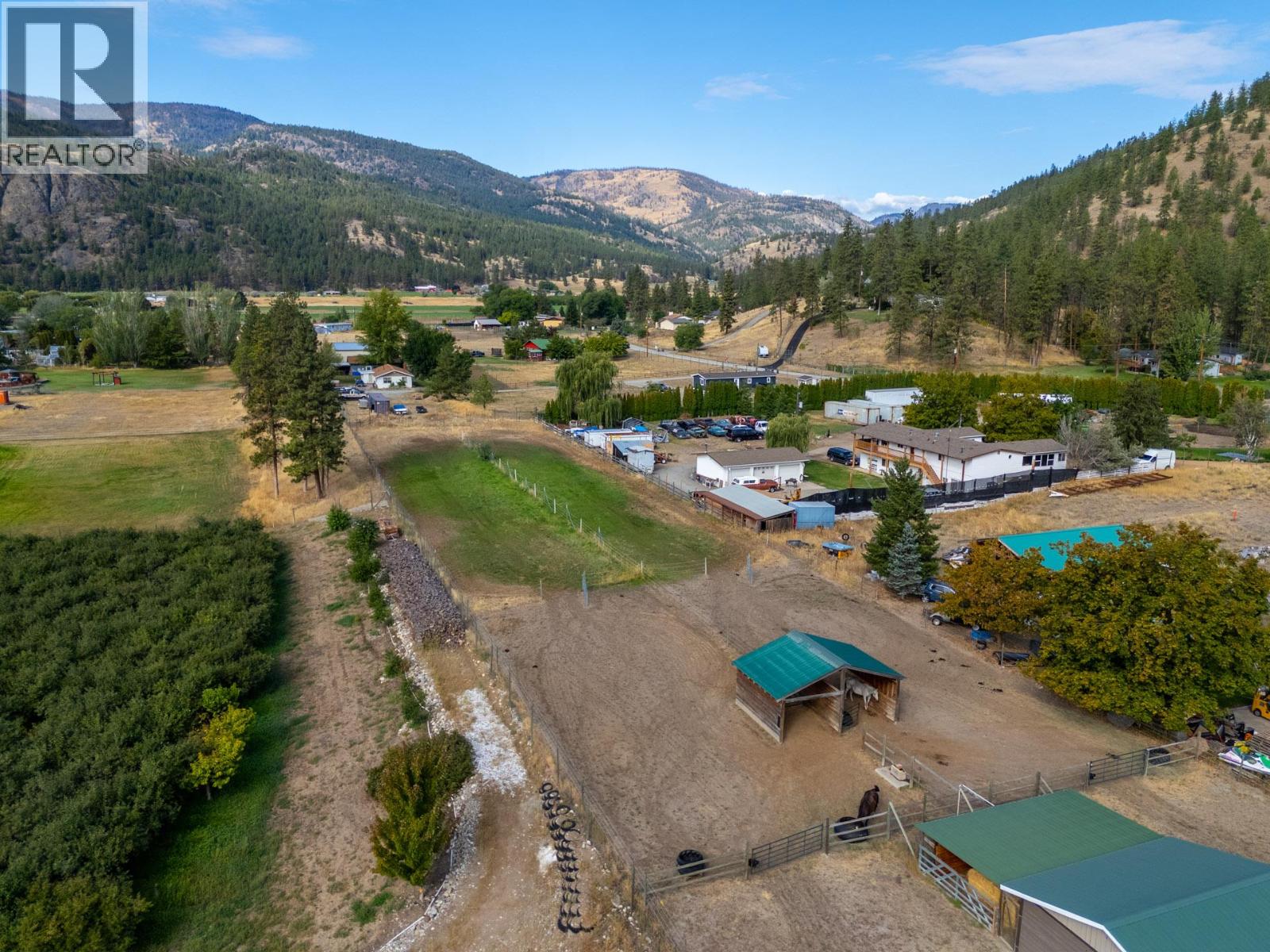  602 Johnson Crescent, Oliver