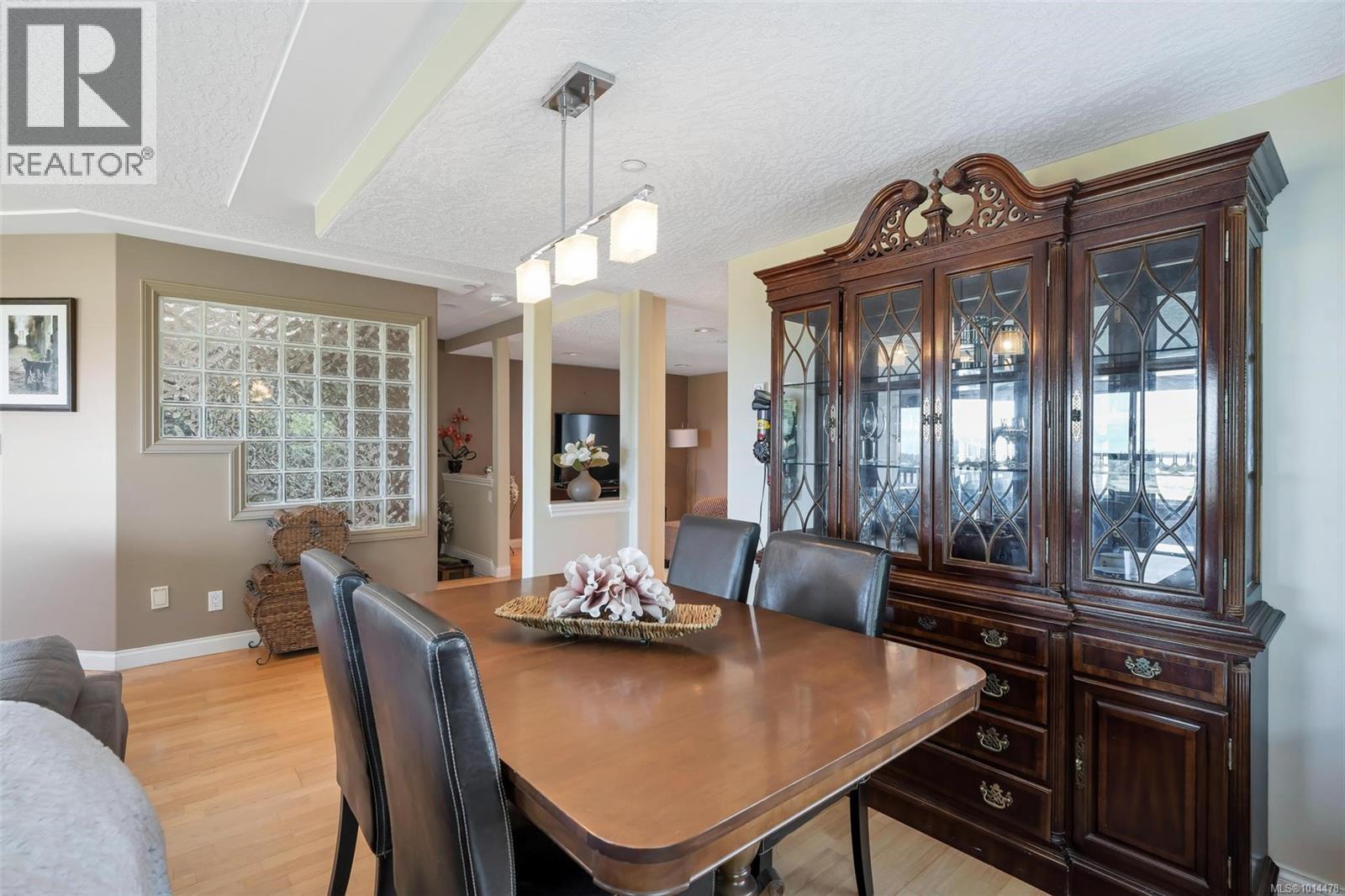 10 7847 East Saanich Road, Central Saanich
