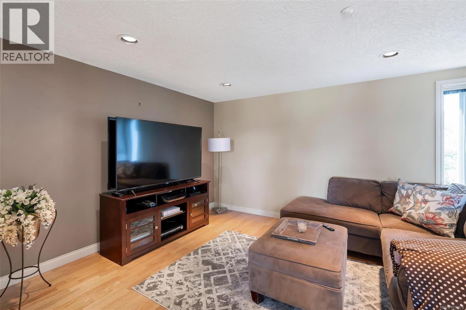 10 7847 East Saanich Road, Central Saanich