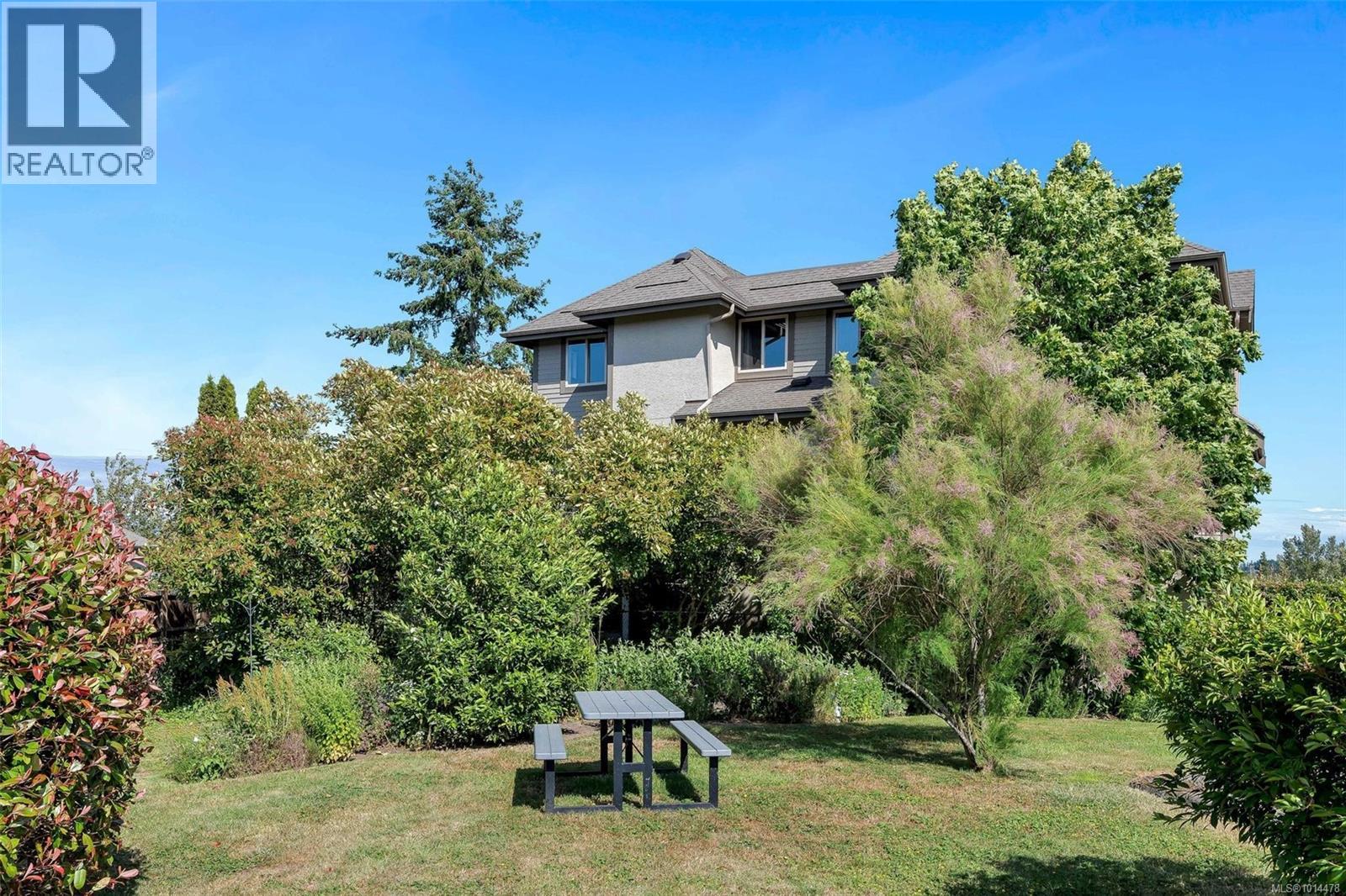 10 7847 East Saanich Road, Central Saanich