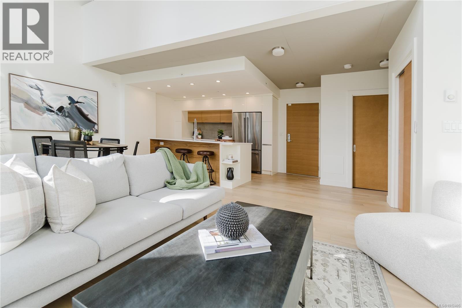 515 989 Johnson Street, Victoria