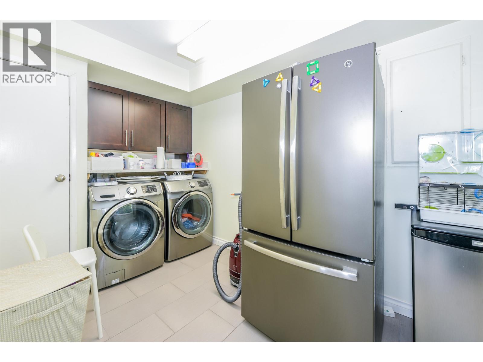 2365 QUEENS AVENUE, West Vancouver