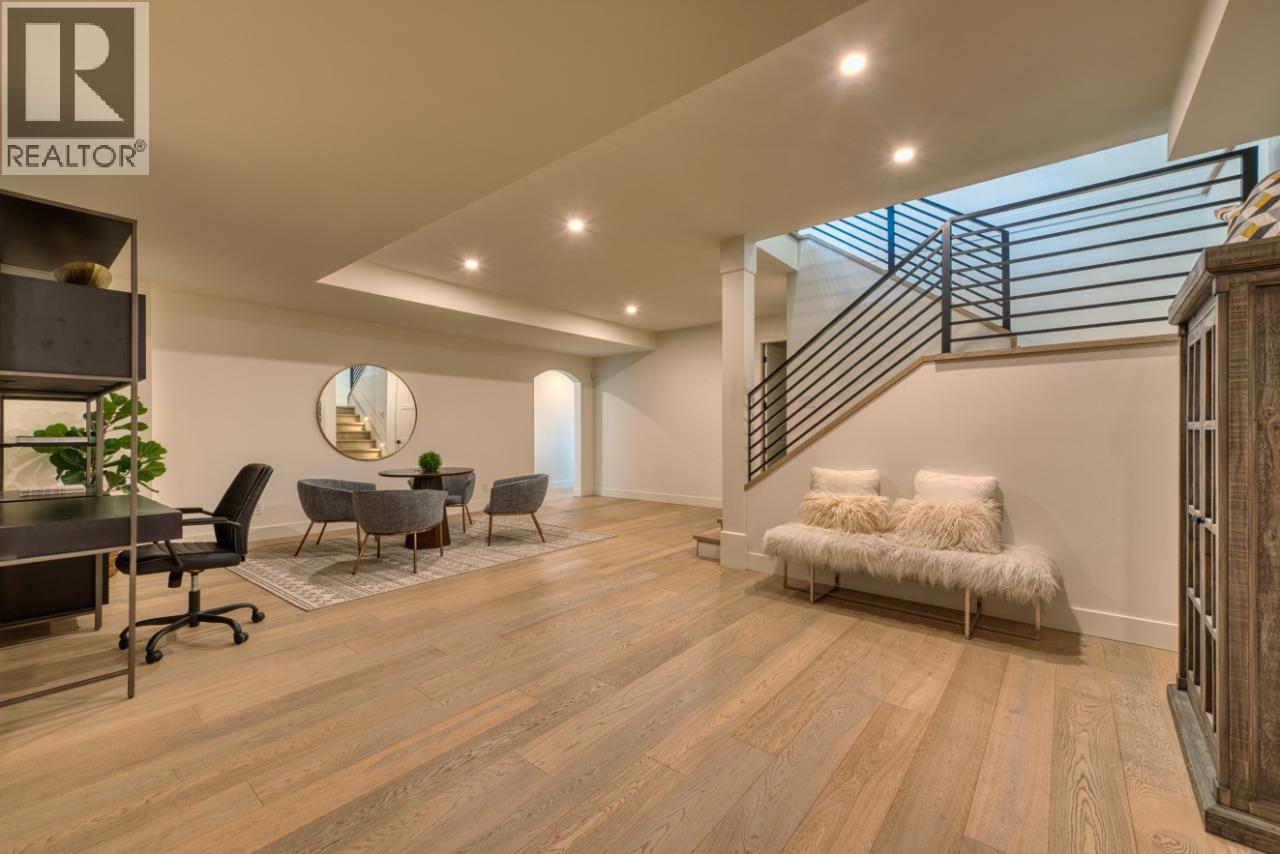 652 Trumpeter Road, Kelowna