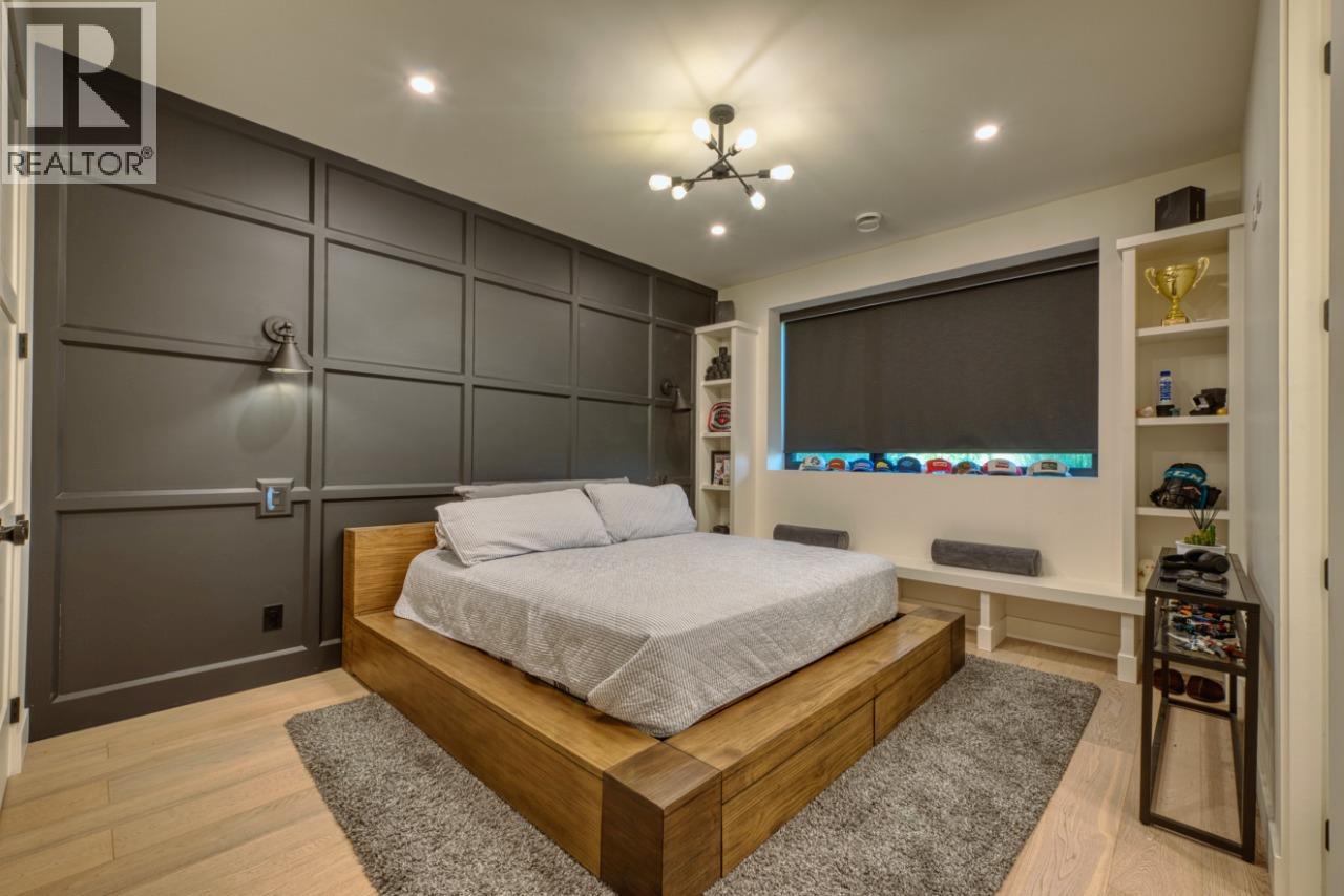 652 Trumpeter Road, Kelowna