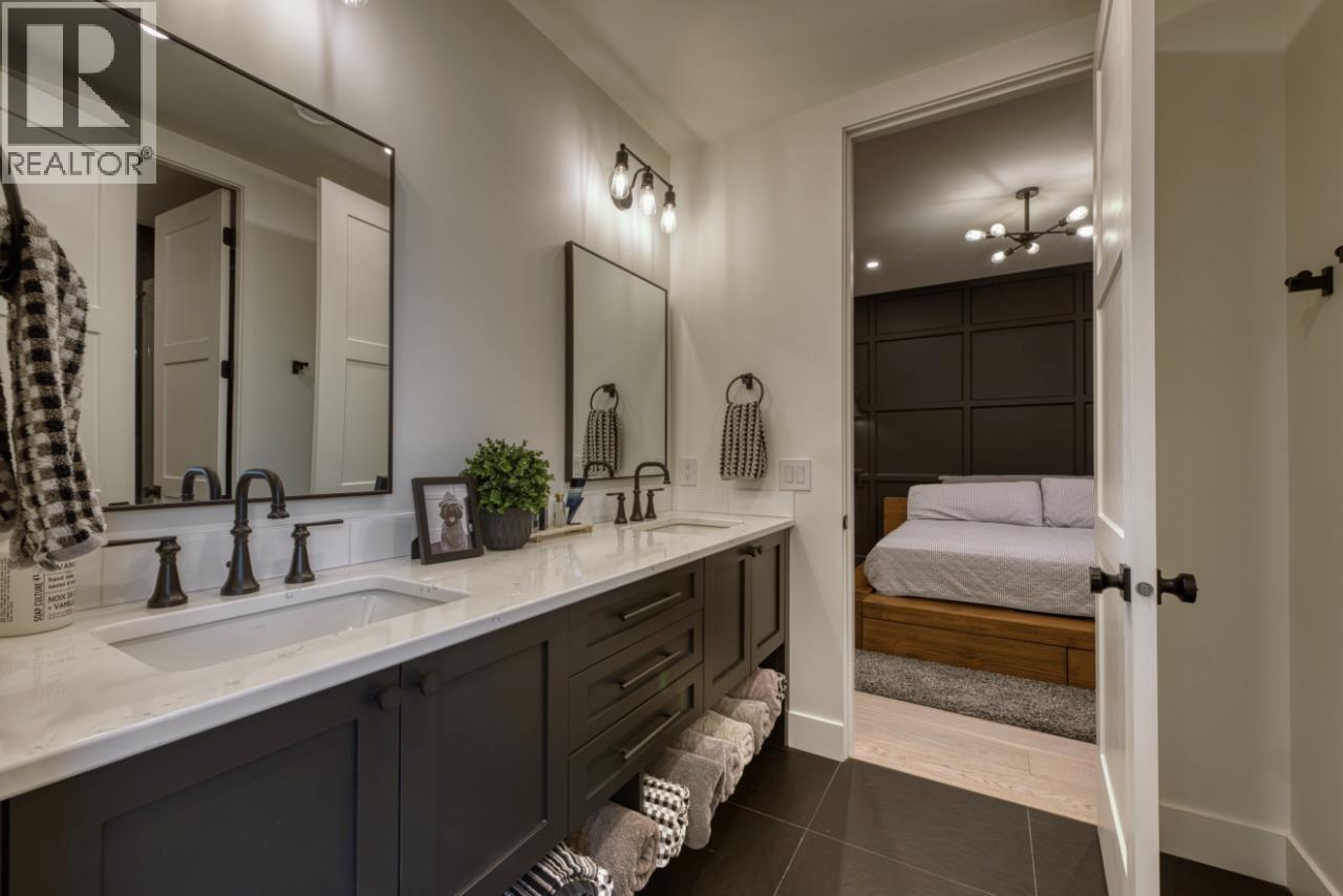 652 Trumpeter Road, Kelowna