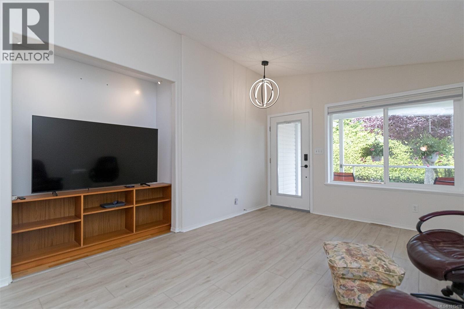  122 Camas Lane, View Royal