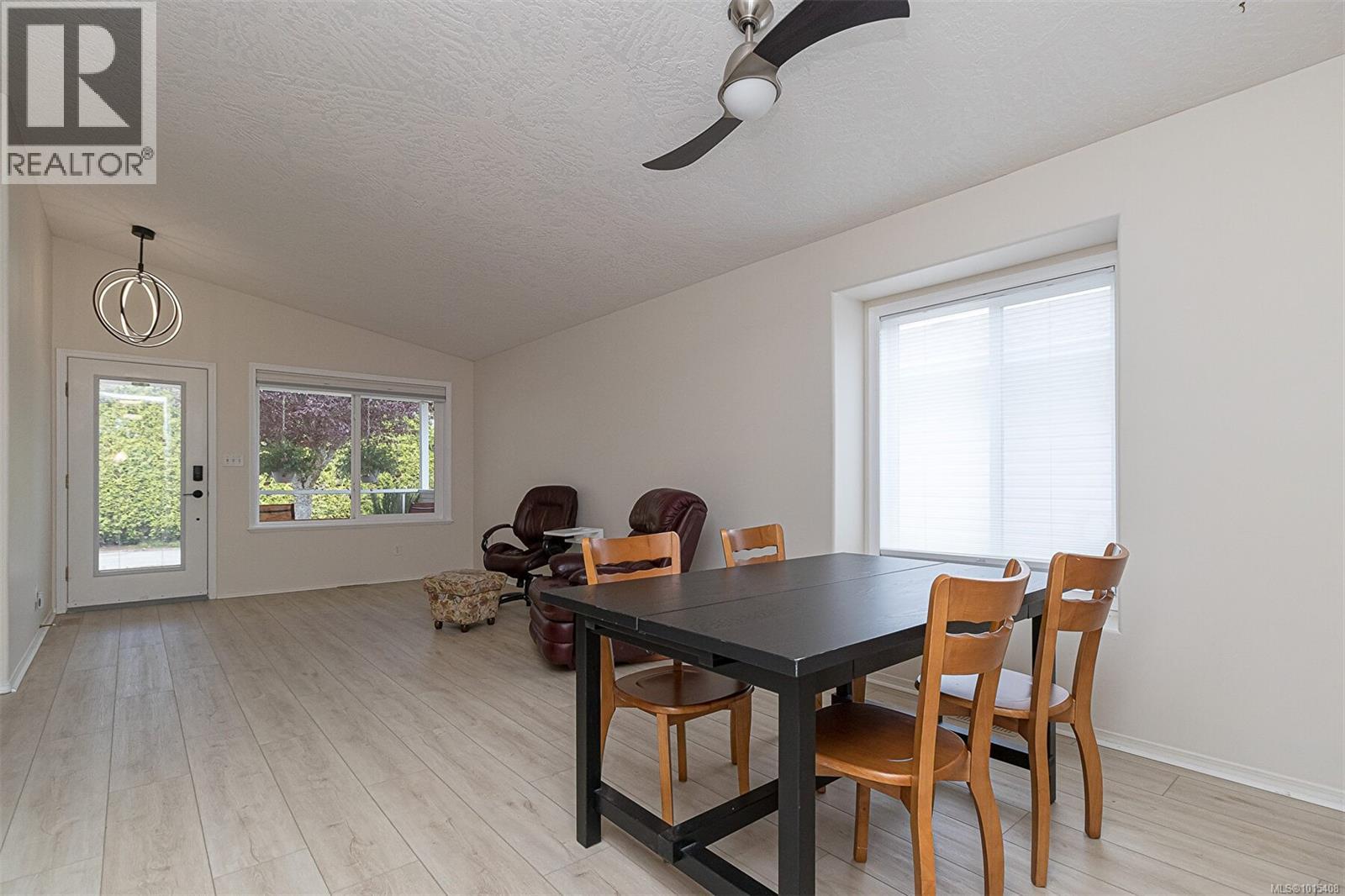  122 Camas Lane, View Royal