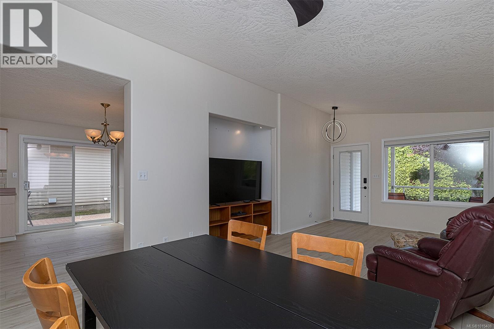  122 Camas Lane, View Royal