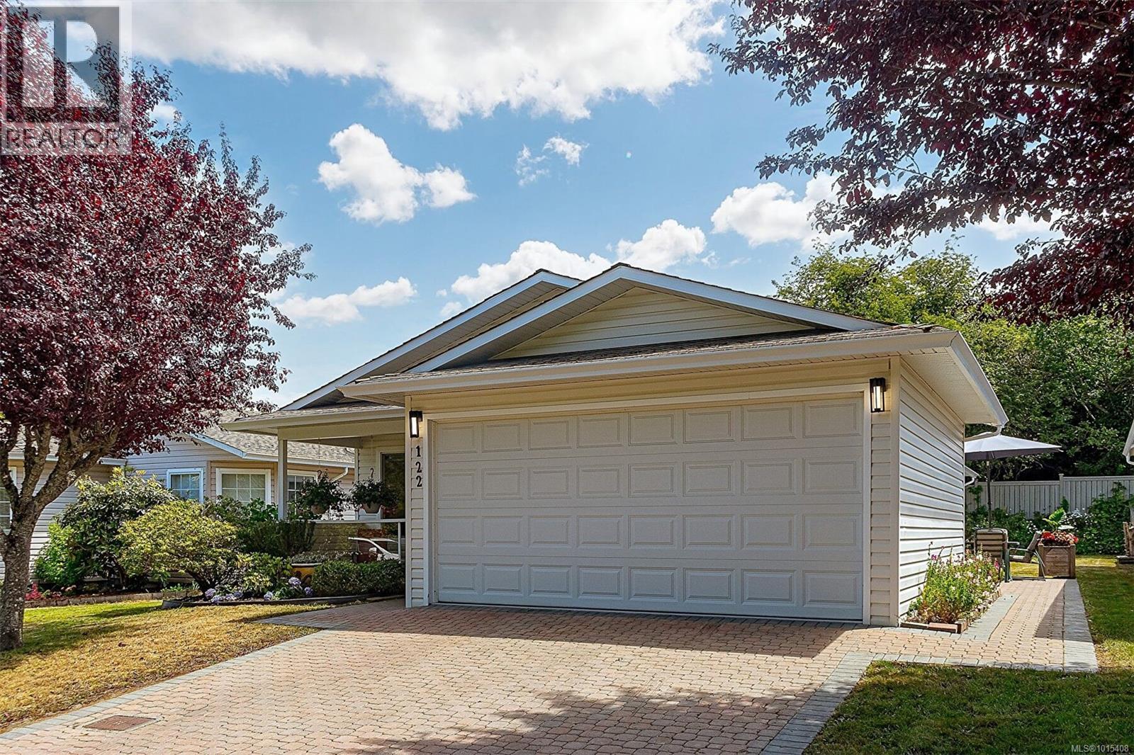  122 Camas Lane, View Royal