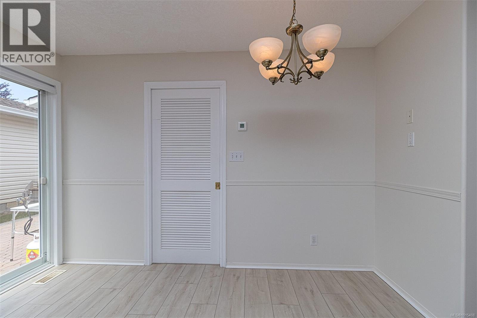  122 Camas Lane, View Royal