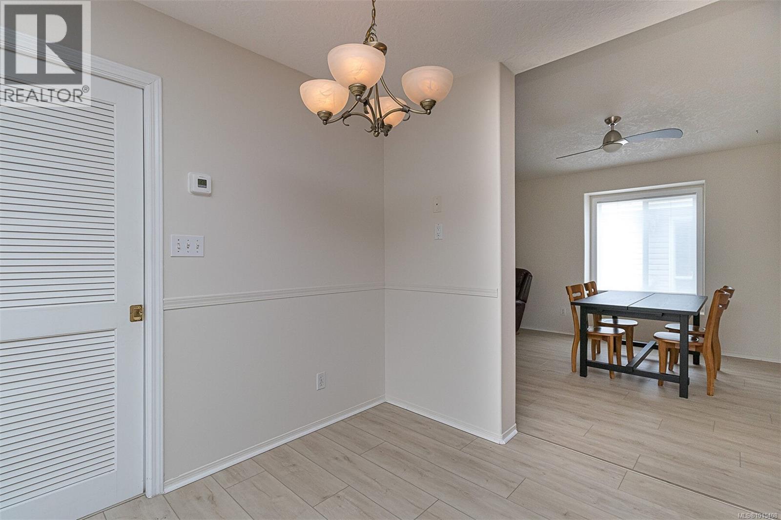  122 Camas Lane, View Royal