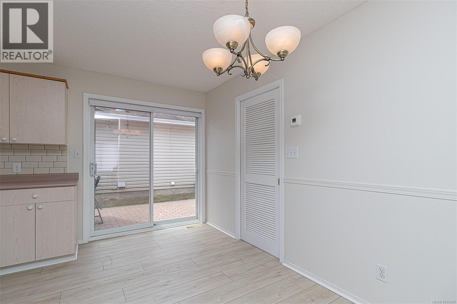  122 Camas Lane, View Royal