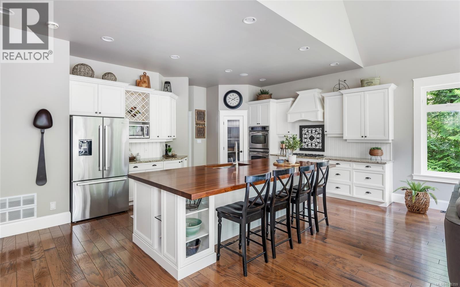 1453 White Pine Terr, Highlands