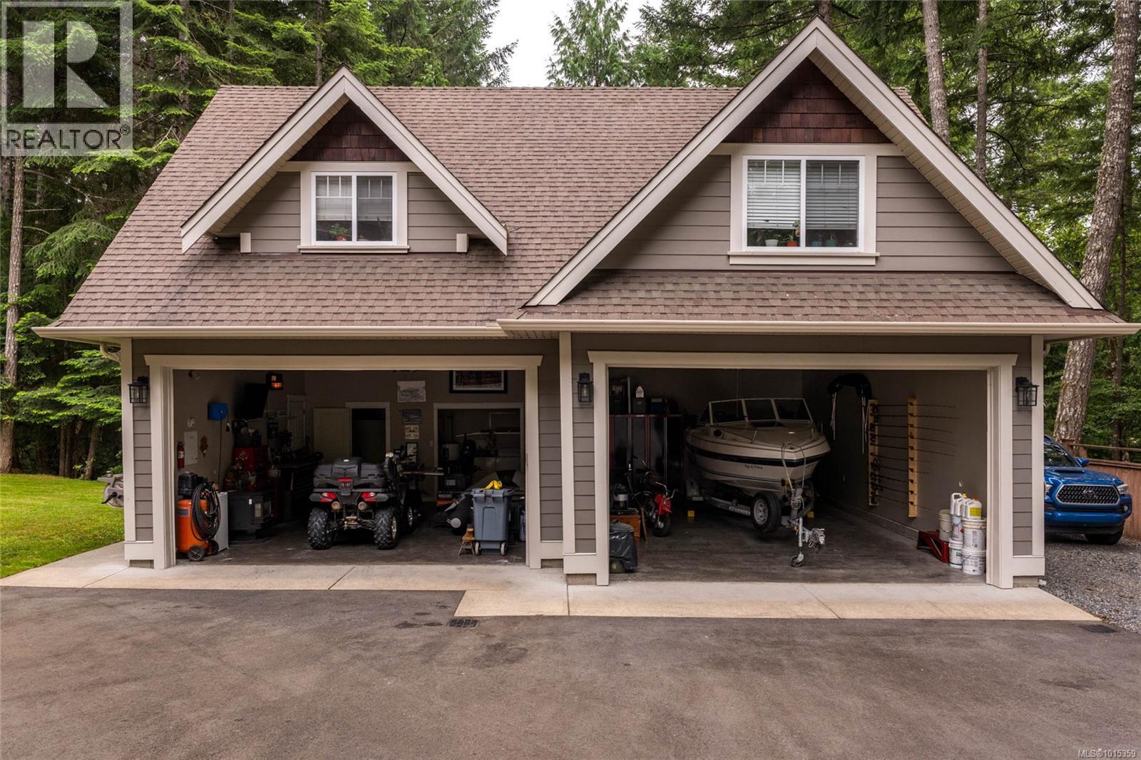 1453 White Pine Terr, Highlands