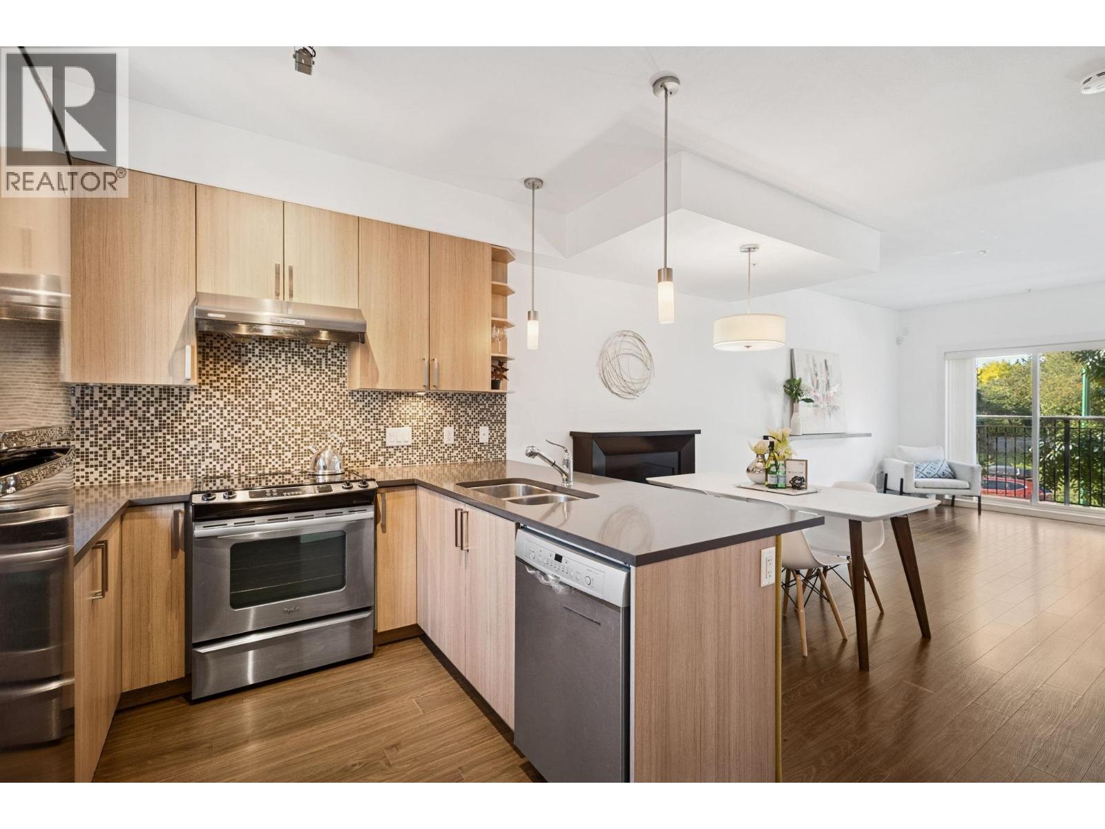 203 7168 STRIDE AVENUE, Burnaby